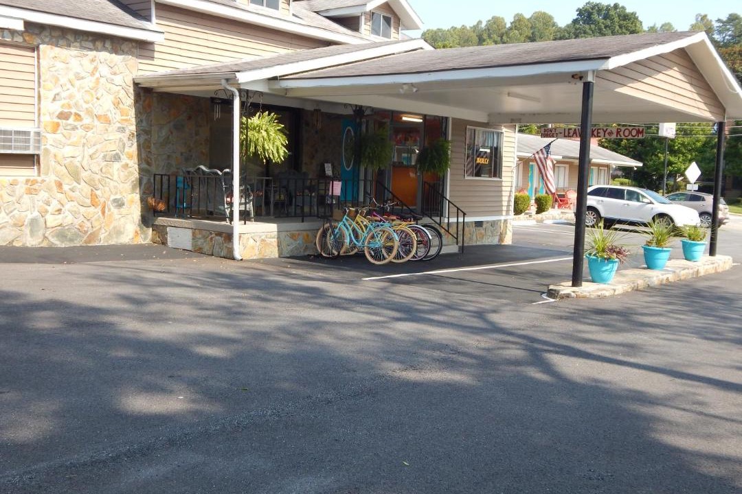 Photo of Others in Murphy