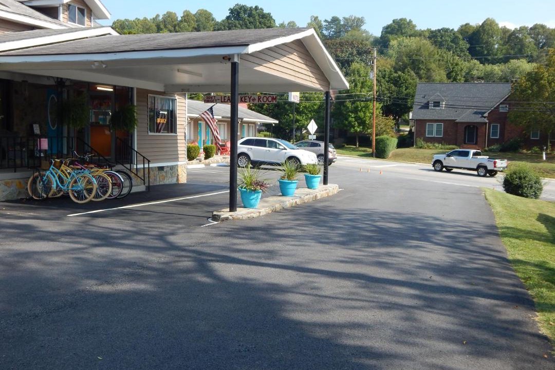 Photo of Others in Murphy