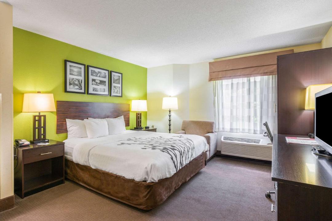 Photo of Bedroom in Statesville