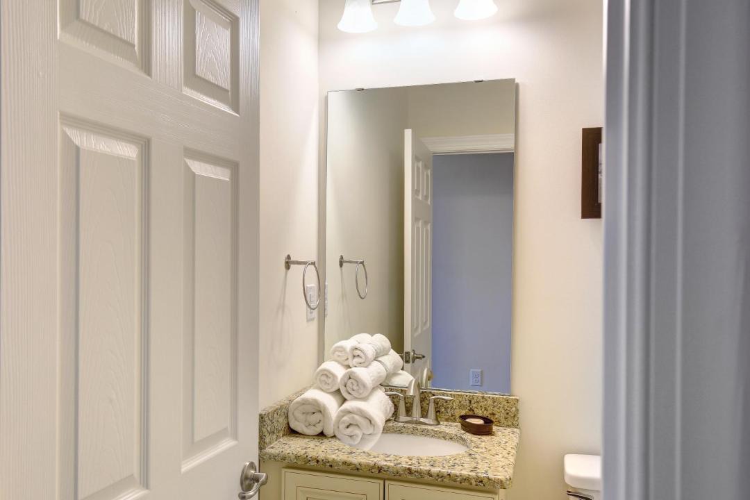 Photo of Bathroom in Roper