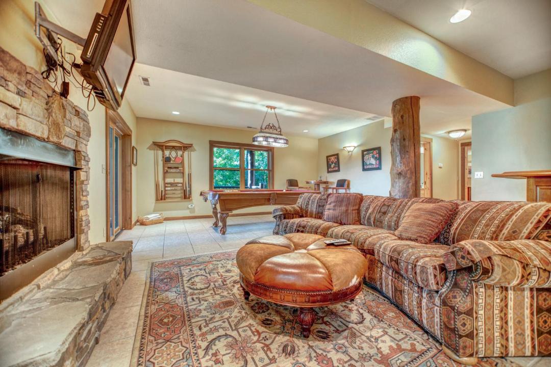 Photo of Livingroom in Sylva