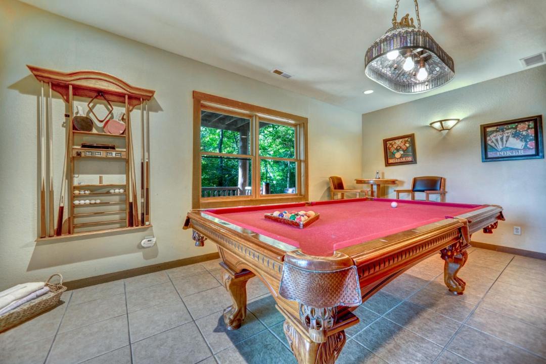 Photo of Livingroom in Sylva