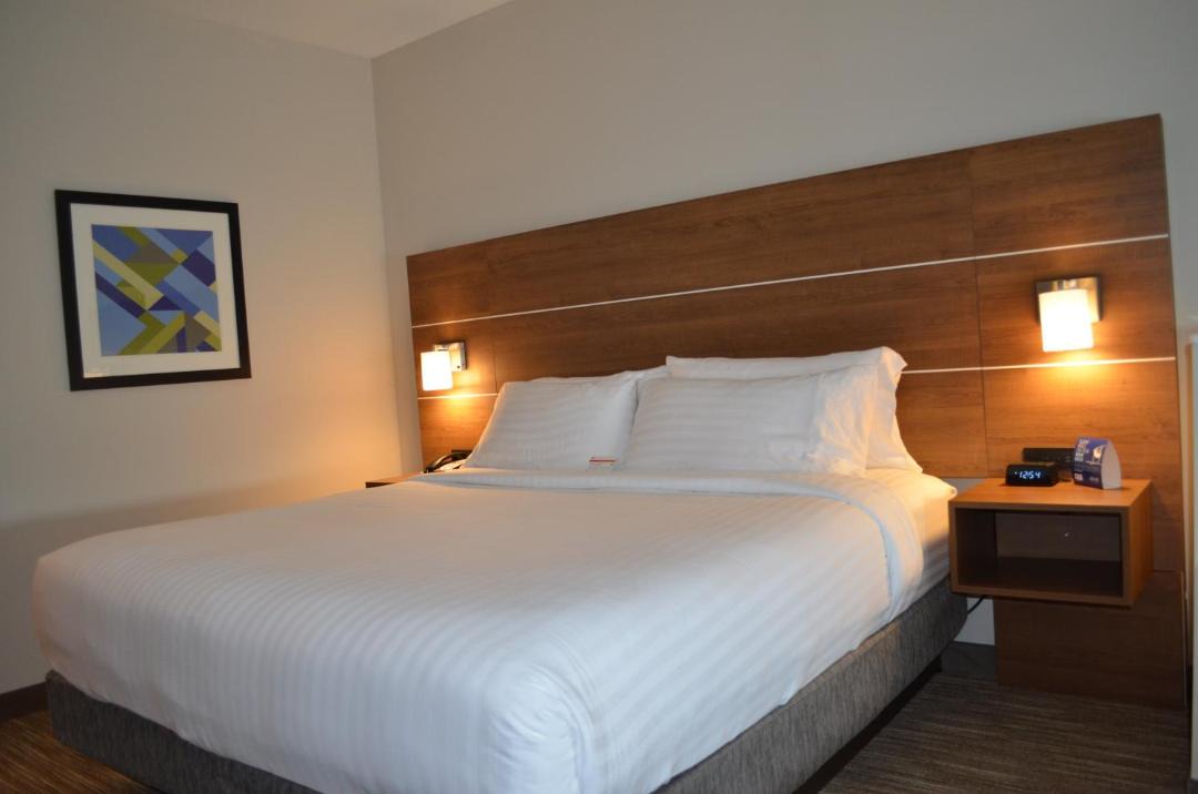 Photo of Bedroom in University Place