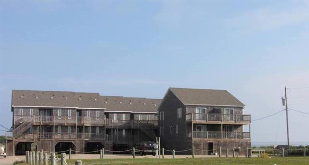 Photo of Others in Hatteras
