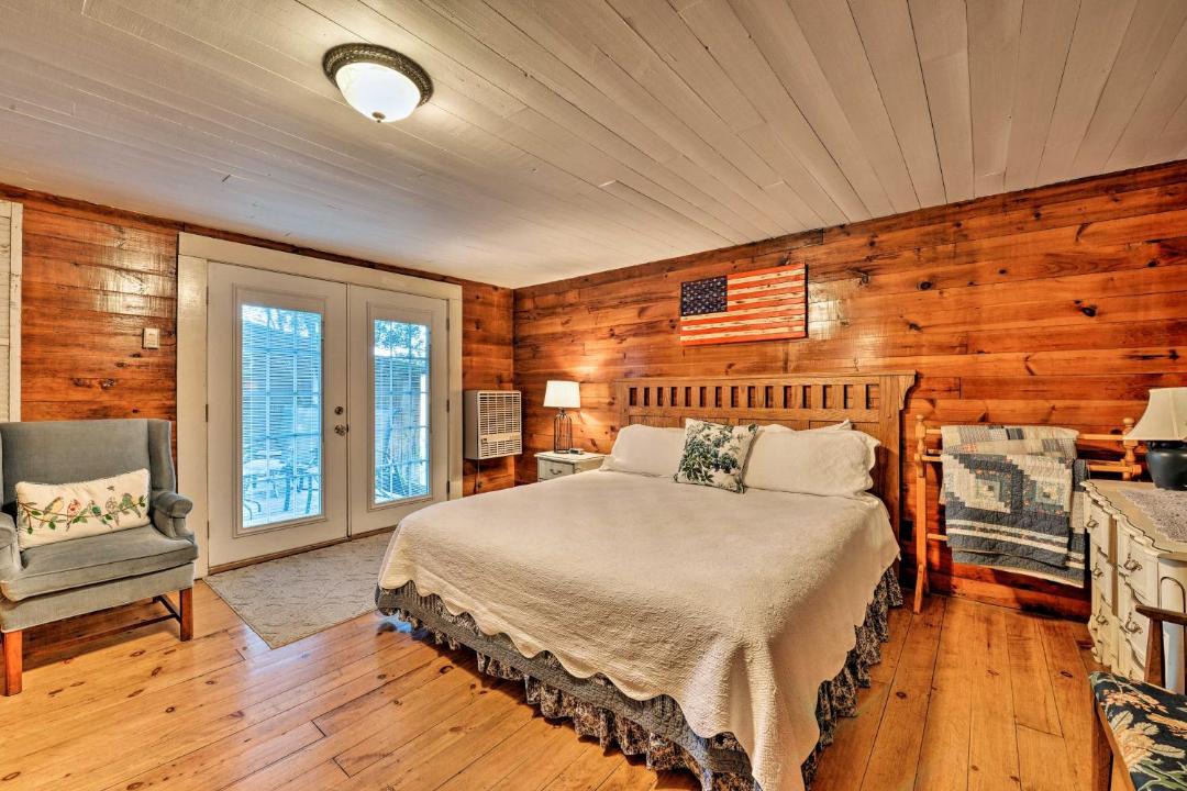 Photo of Bedroom in West Jefferson