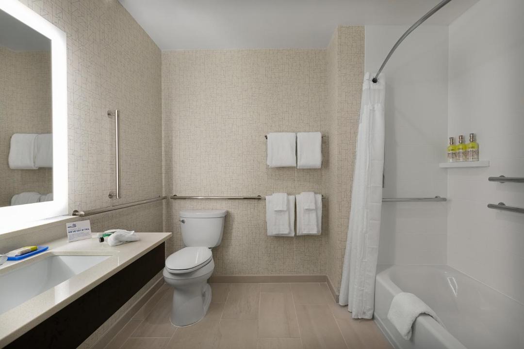 Photo of Bathroom in Cape Fear