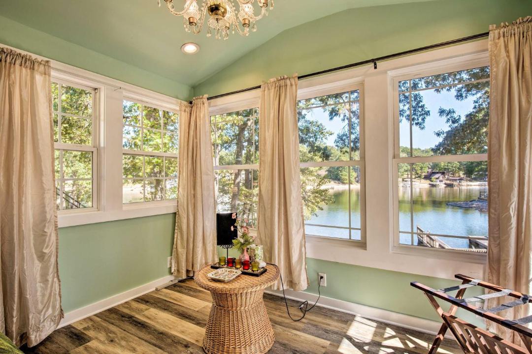 Photo of Livingroom in New London