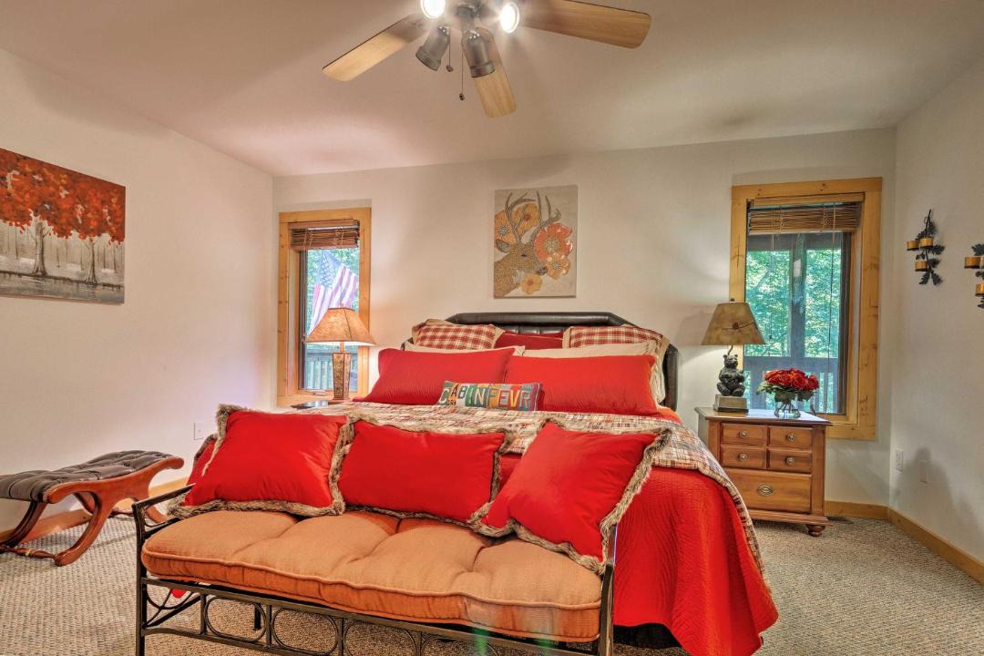 Photo of Livingroom in Charter Hills
