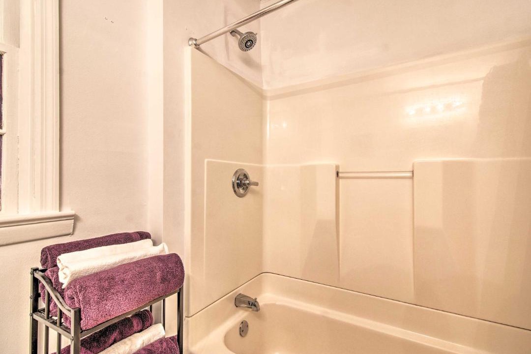 Photo of Bathroom in Arden