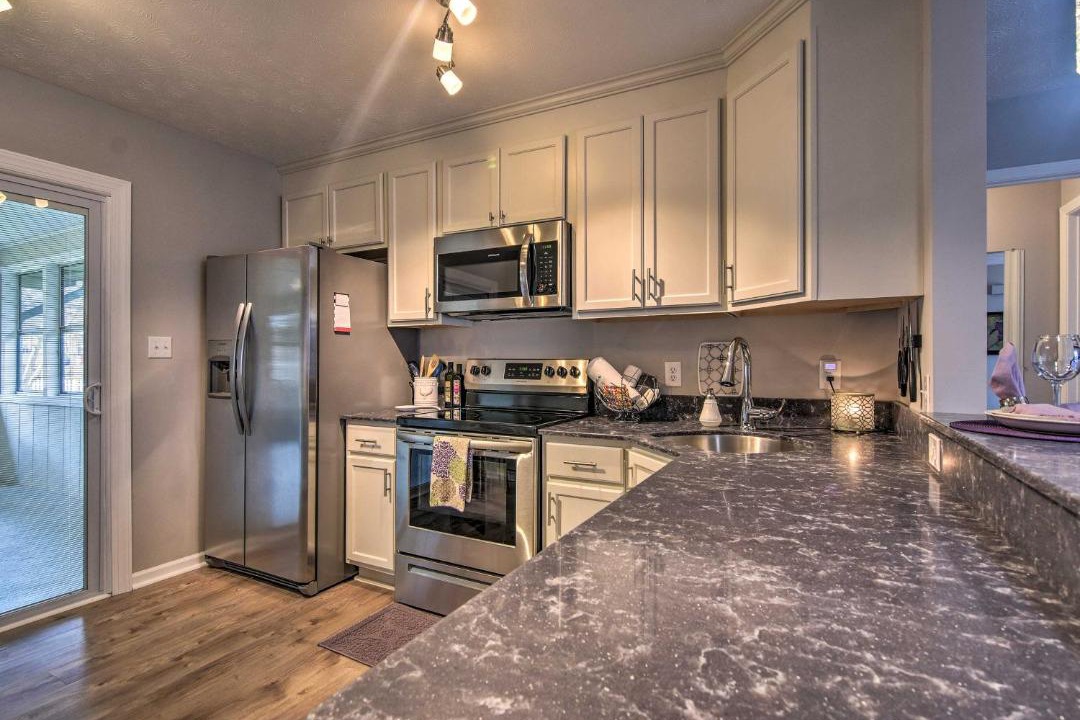 Photo of Kitchen in Hendersonville