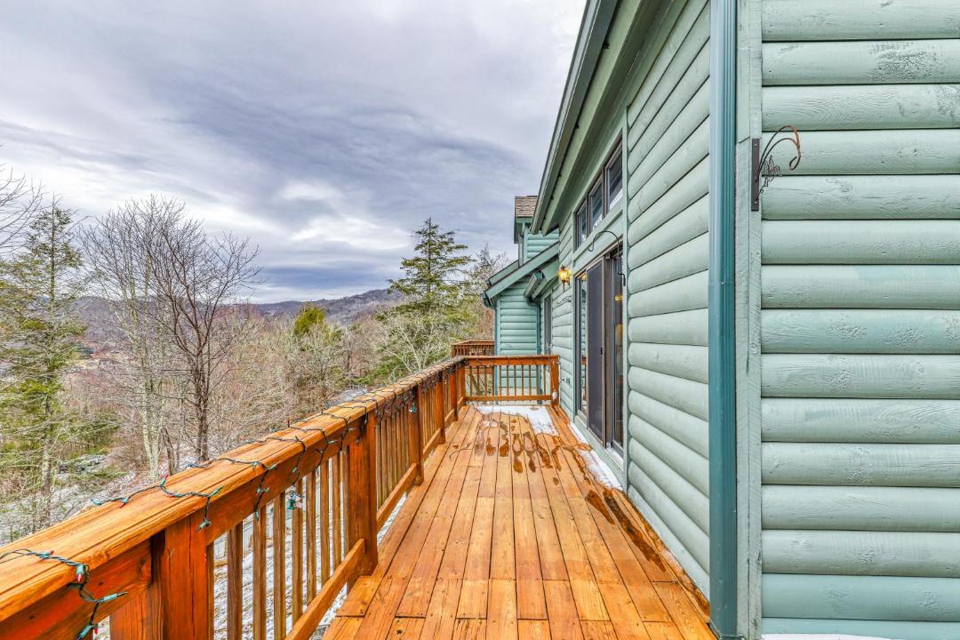 Photo of Patio Balcony in Sugar Mountain