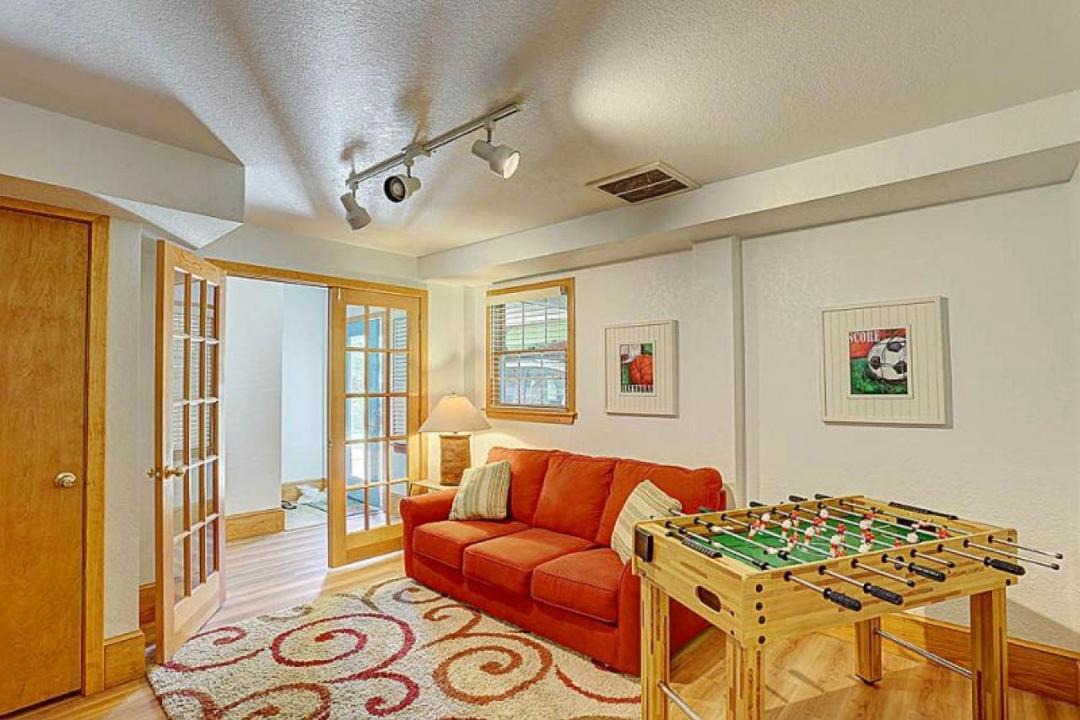 Photo of Livingroom in Ocean Hill
