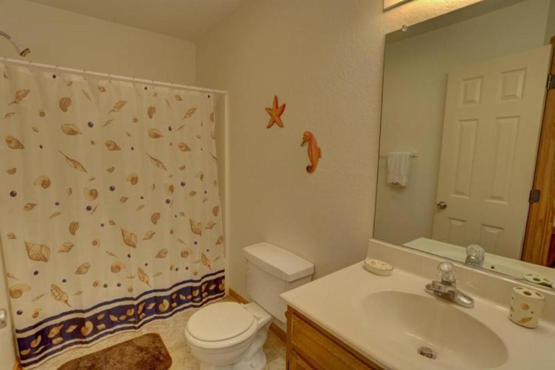 Photo of Bathroom in Nags Head