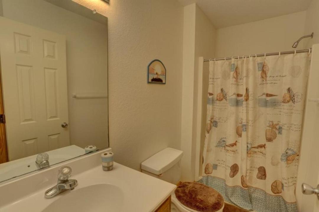 Photo of Bathroom in Nags Head
