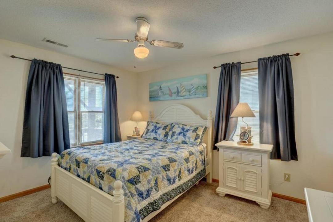 Photo of Bedroom in Nags Head