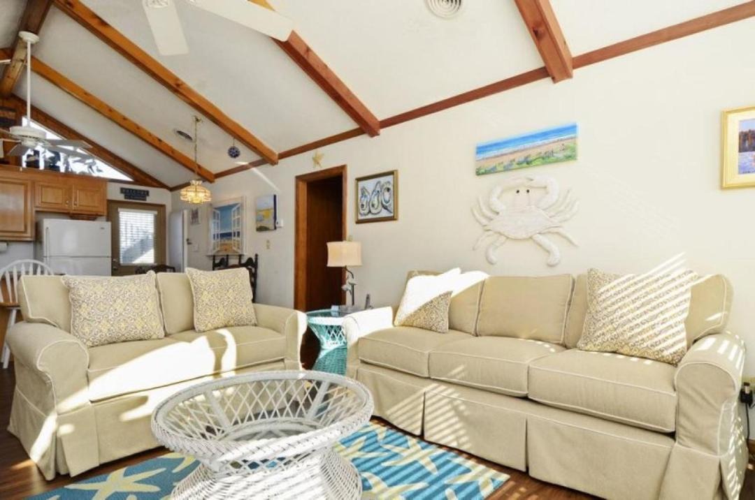 Photo of Livingroom in Kill Devil Hills