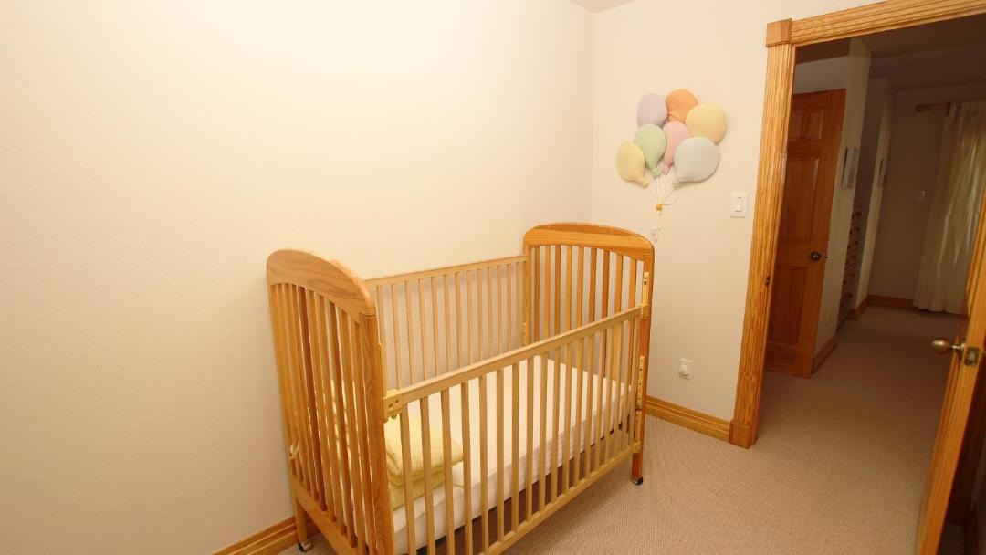 Photo of Bedroom in Monteray Shores