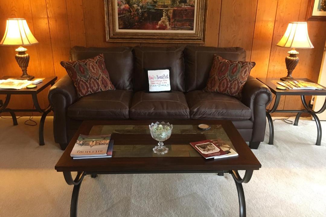 Photo of Livingroom in Waynesville