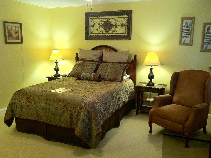 Photo of Bedroom in Waynesville