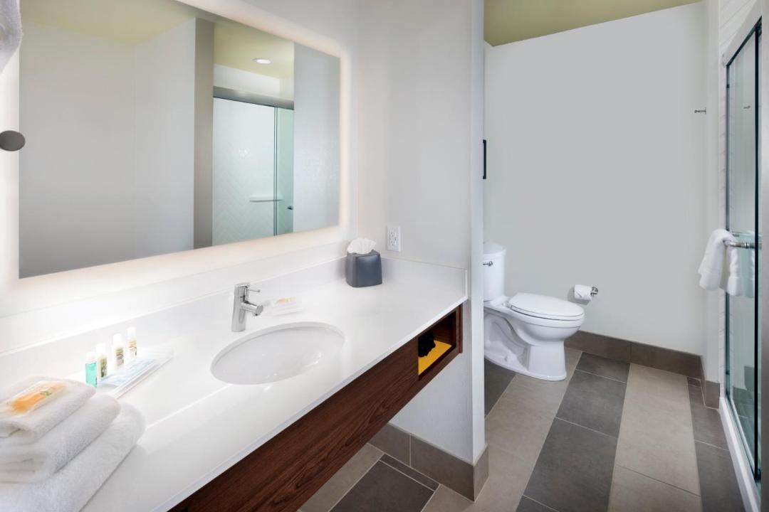 Photo of Bathroom in Skyland