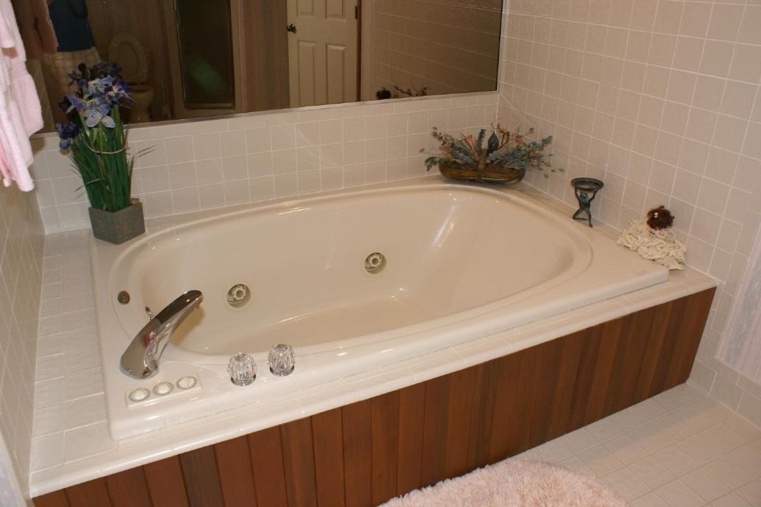 Photo of Bathroom in Blowing Rock