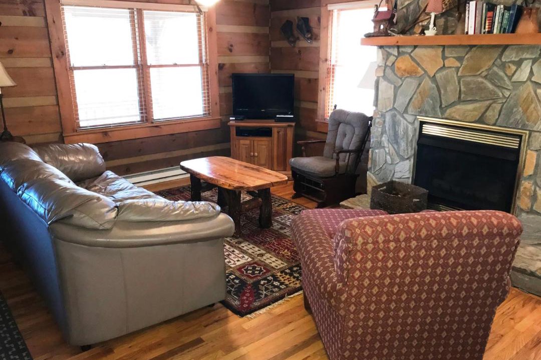 Photo of Livingroom in Blowing Rock