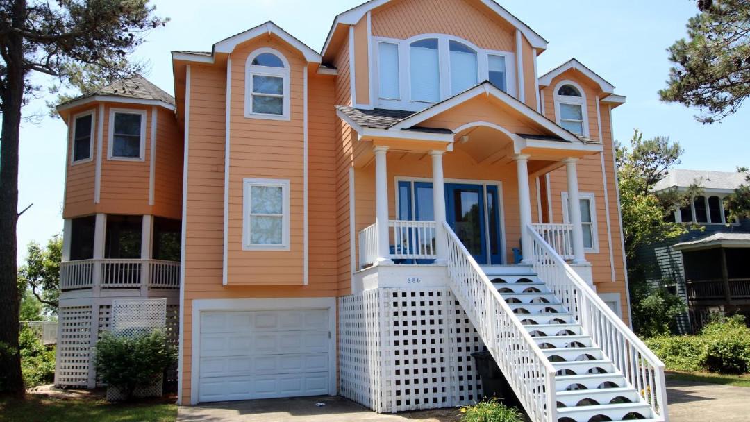 Photo of Buildings in Monteray Shores