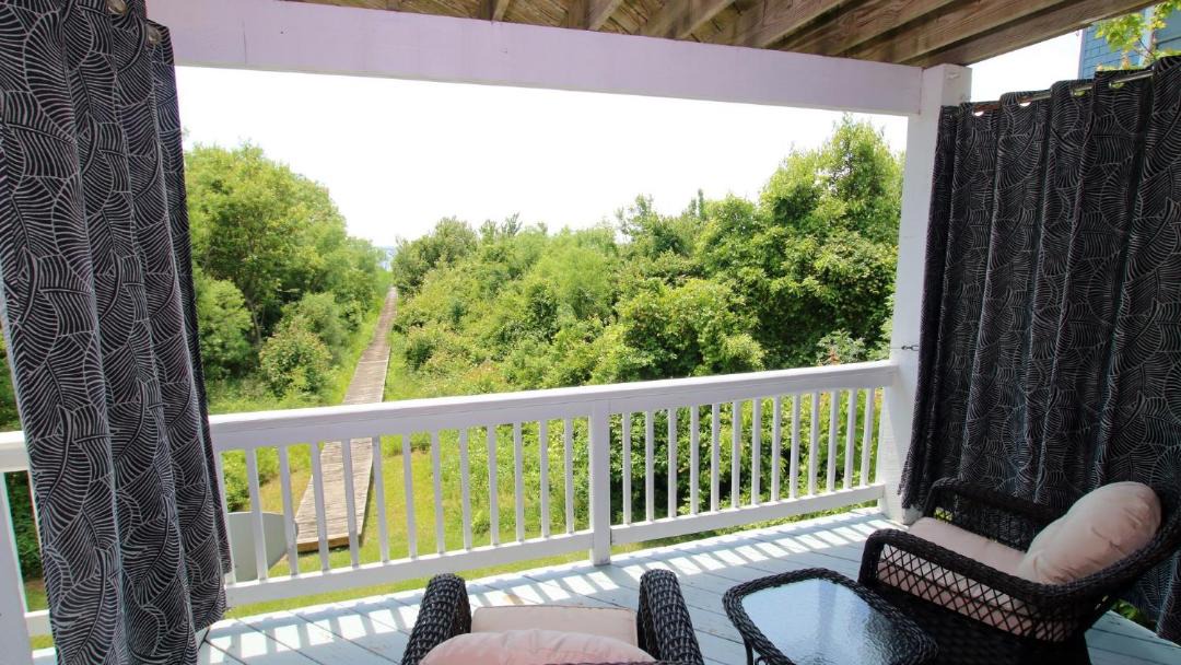 Photo of Patio Balcony in Monteray Shores