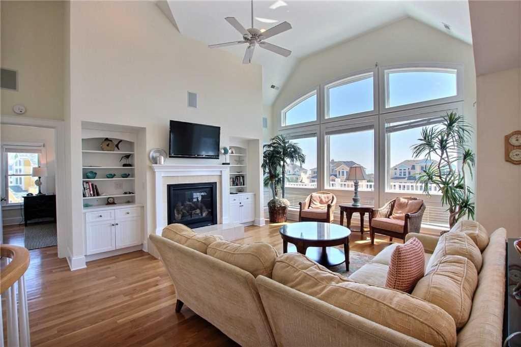 Photo of Livingroom in Buck Island