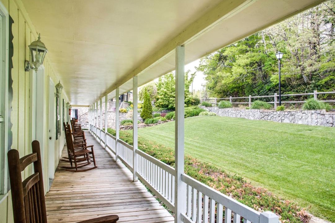 Photo of Others in Blowing Rock