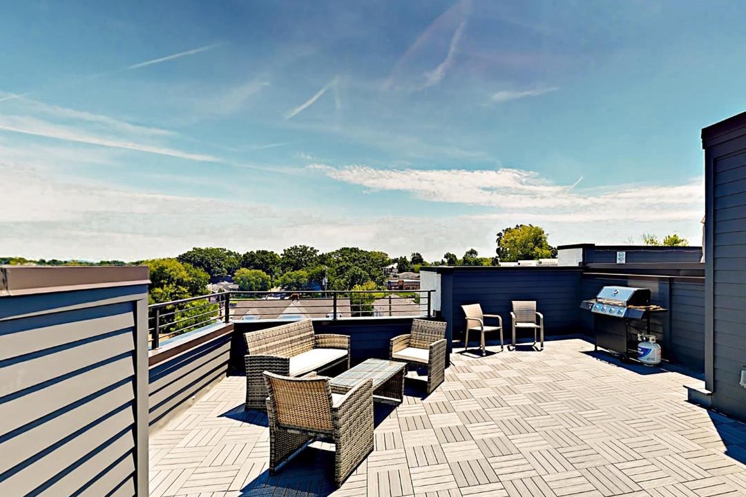 Photo of Patio Balcony in Historic Waverly
