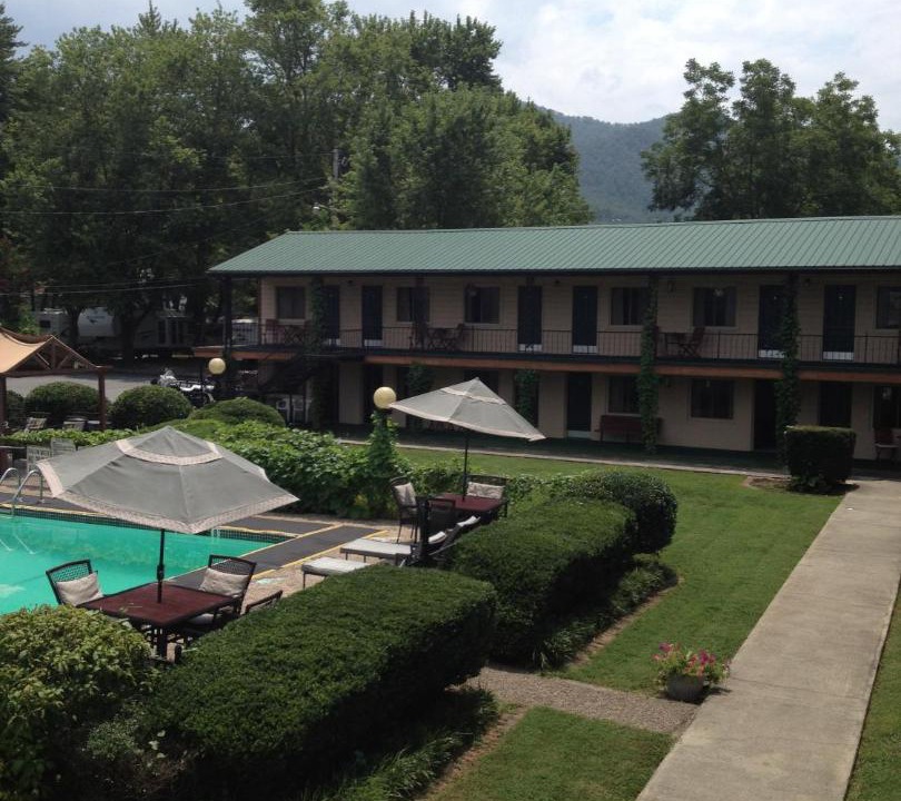 Photo of Others in Bryson City
