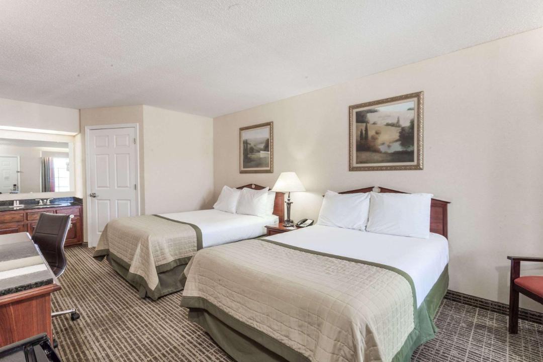 Photo of Bedroom in Hickory