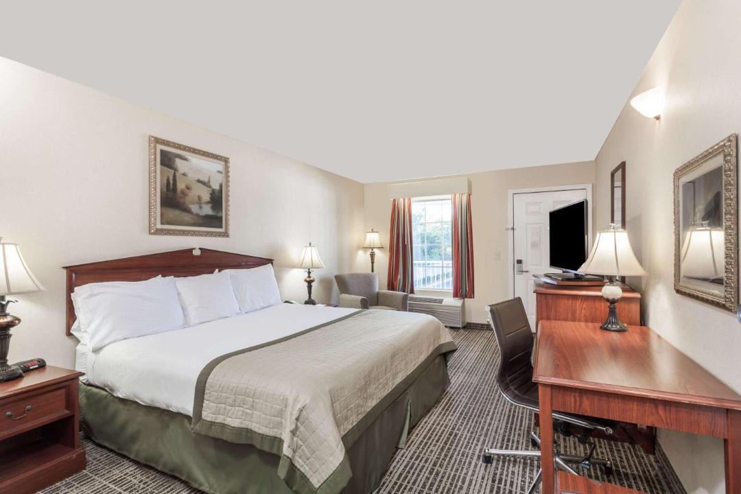 Photo of Bedroom in Hickory