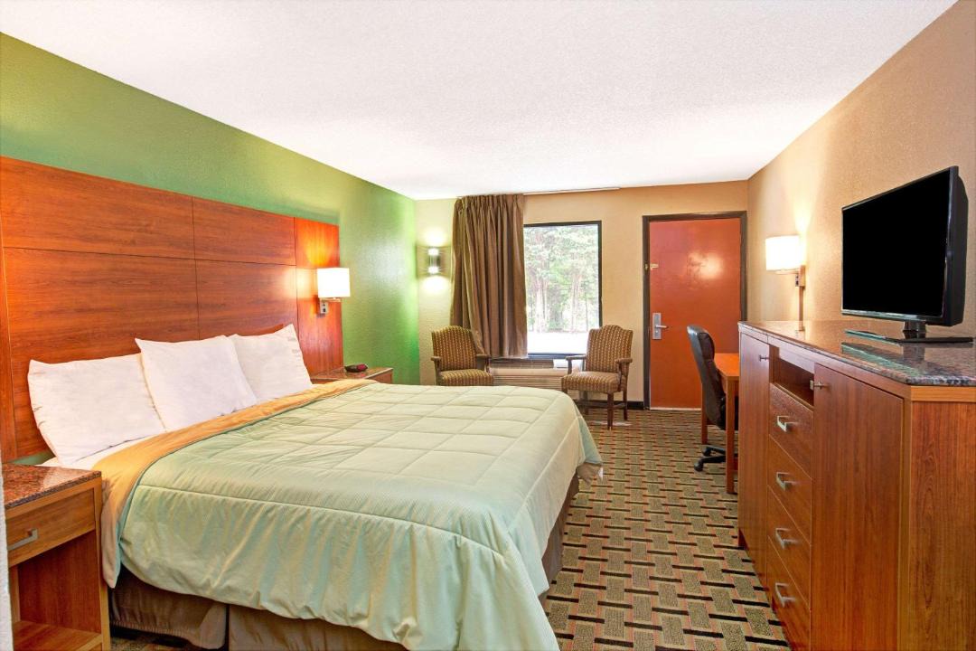Photo of Bedroom in Conover