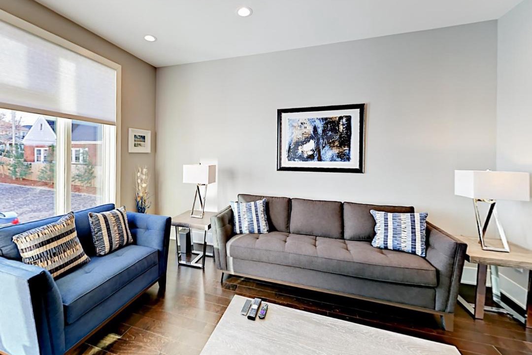 Photo of Livingroom in Historic Waverly