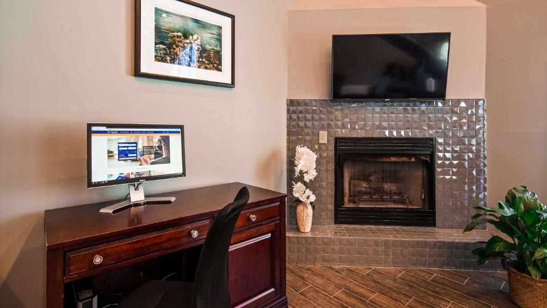 Photo of Livingroom in Creedmoor