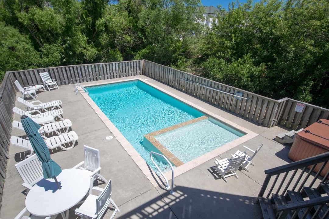 Photo of Patio Balcony in Whalehead Beach