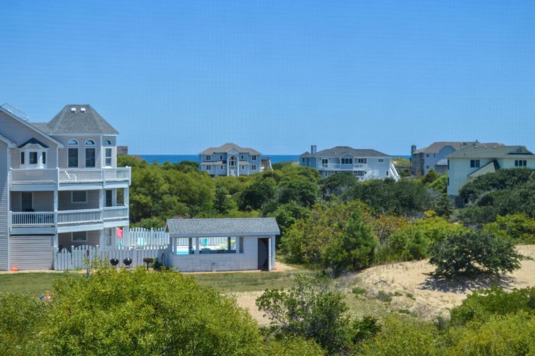 Photo of Others in Whalehead Beach