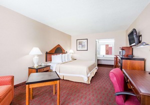 Days Inn by Wyndham Goldsboro
