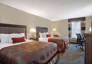 Ramada by Wyndham Hendersonville