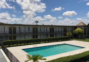 Days Inn by Wyndham Goldsboro