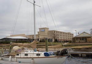 BridgePointe Hotel & Marina