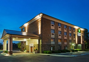 Best Western Plus Pineville-Charlotte South