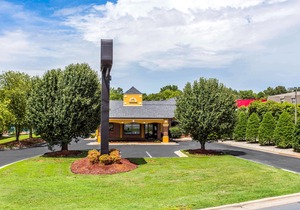 Quality Inn - Albemarle