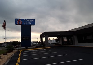 Motel 6 Burlington, NC