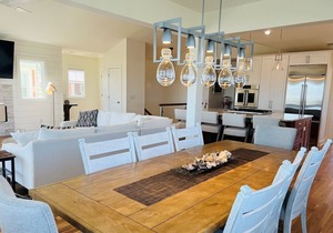 The Rainbow Connection - Fantastic 2nd Row Home - Community Pool & Cabana on the Beach!