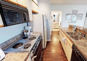 1st Floor 2 BR Villa - Beautiful Views - (RC702)