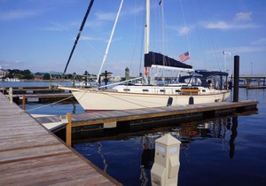 BridgePointe Hotel & Marina