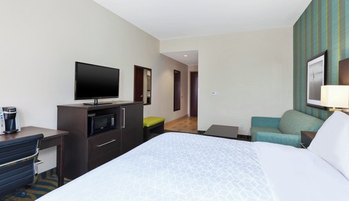 Standard Room, 1 King Bed with Sofa bed